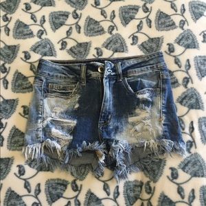 AE High rise stretchy jean shorts